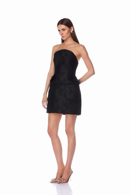 Robe de soirée noire courte à pompons de cristal